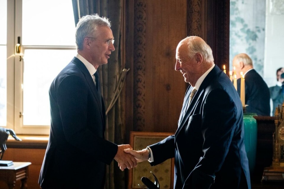 Kong Harald mottar Natos generalsekretær Jens Stoltenberg i audiens på Slottet tidligere denne måneden. Foto: Thomas Fure / NTB