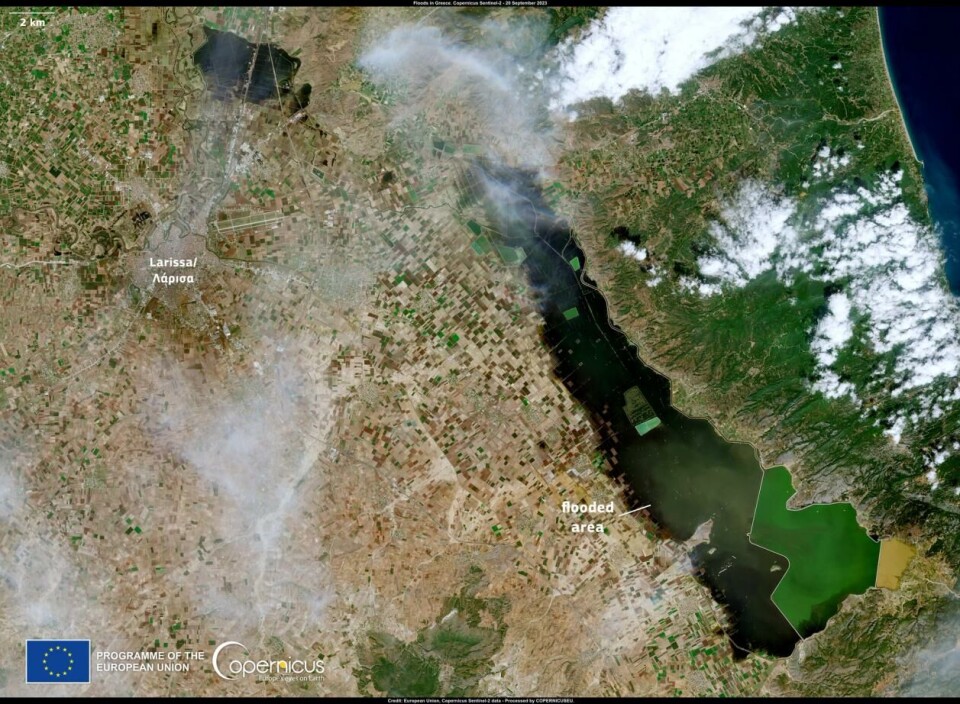 Thessaly-regionen i Hellas, som står for en firedel av landets jordbruksporduksjon, ble hardt rammet. Satellittbilder tatt 21. september viste fortsatt oversvømte områder to uker etter ekstremværet. Foto: European Union, Copernicus Sentinel-2 imagery