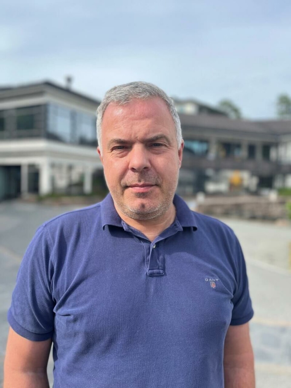 Jørgen Dyrhaug, sikkerhetsformidler i Nasjonal sikkerhetsmyndighet, mener det bude være mer opplæring for folk som kobler seg på internett. Foto: Nasjonal sikkerhetsmyndighet