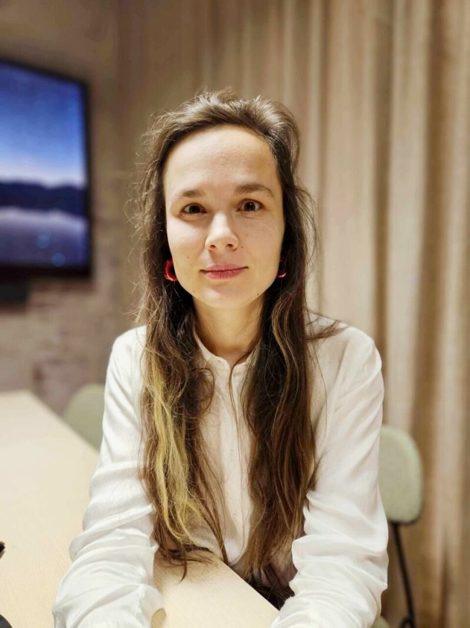 Yuliia Presniakova jobbet for CNN etter at Russland invaderte Ukraina. Hun laget blant annet saker om hvordan russere spredte desinformasjon. Foto: Ina-Kristin Lindin / Faktisk.no