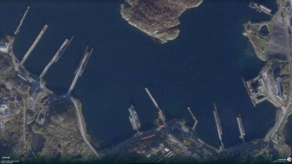 Et satellittbilde tatt 7. oktober av ubåtbasen i Gadzhijevo. Foto: Planet Labs