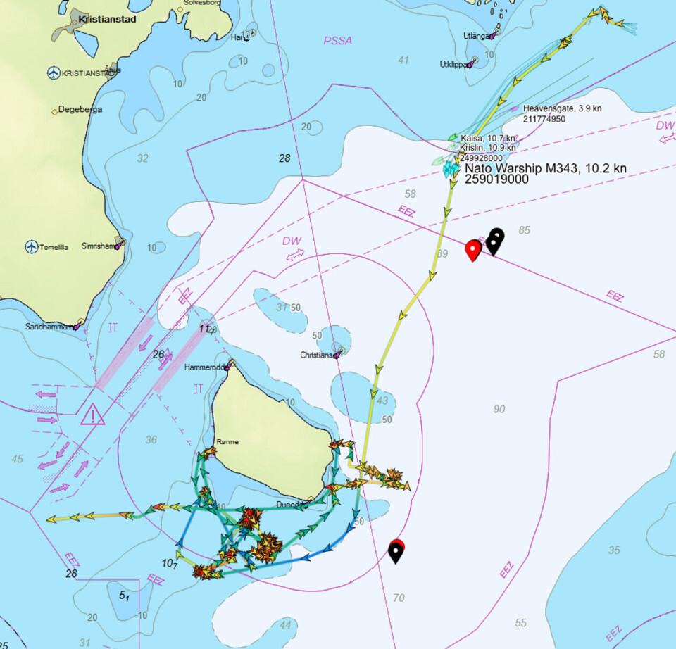 «KNM Hinnøy» vises som «Nato Warship M343». Her ser vi bevegelsene på Marine Traffic fra 8. juni, til 15. juni da minejaktfartøyet satte kursen vestover mot Kiel. Her har vi markert lekkasjene vi har fått oppgitt av danske og svenske sjøfartsmyndigheter. Skjermdump: Marine Traffic