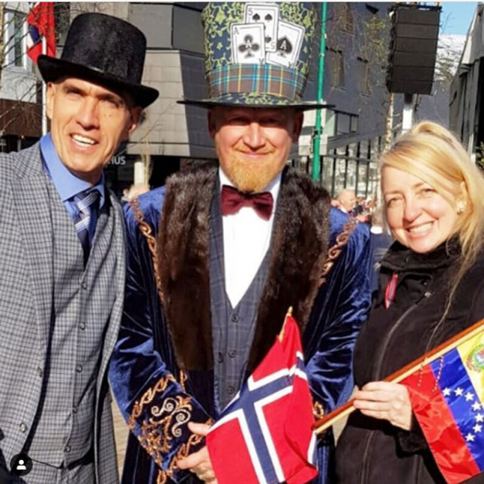 Den falske profilen Fredrik Harvard stjal dette bildet fra Frank Lobo. Vi fant Lobo ved å søke på «Tromsø og Venezuela». Skjermbilde fra Instagram. Den falske profilen Fredrik Harvard stjal dette bildet fra Frank Lobo. Vi fant Lobo ved å søke på «Tromsø og Venezuela».