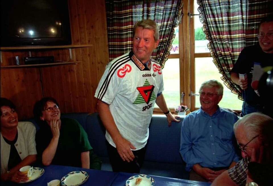 Thorbjørn Jagland hadde ingen trøndere i sin regjering, men var like fullt Rosenborg-tilhenger. Foto: Gorm Kallestad / NTB scanpix. Thorbjørn Jagland hadde ingen trøndere i sin regjering, men var like fullt Rosenborg-tilhenger.