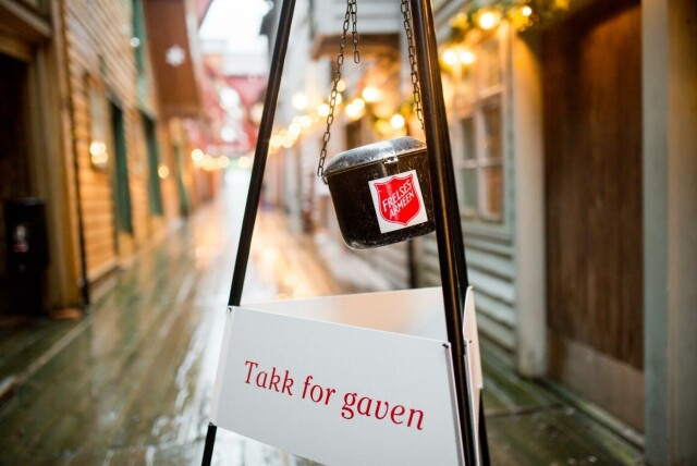 Det er ikke riktig at Frelsesarmeen må betale moms på pengene de samler inn. Den samme feilaktige påstanden ble spredt allerede i 2011. Foto: Frelsesarmeen. hovedbilde