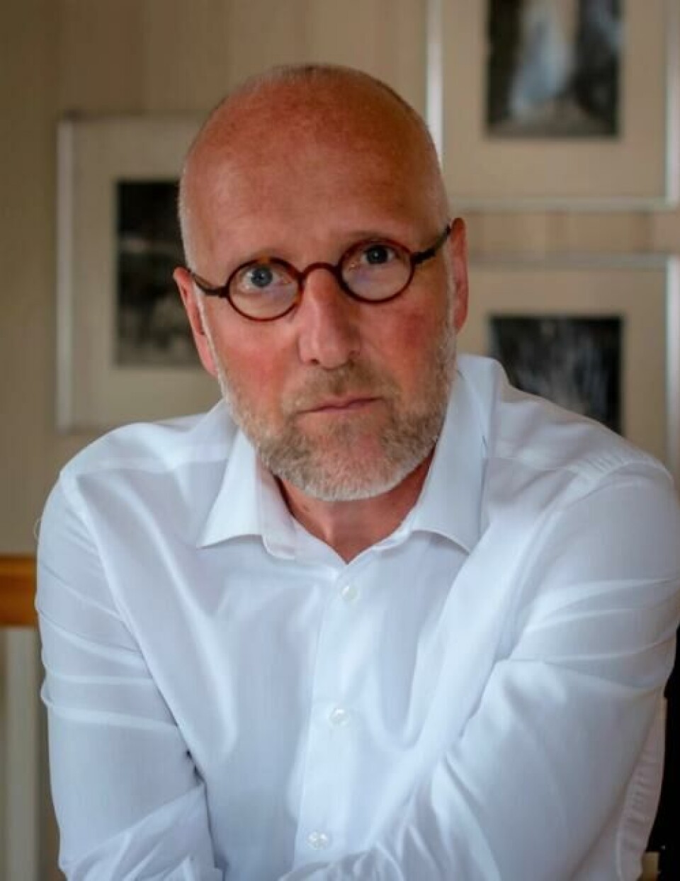 Seniorforsker Jørgen G. Bramness poengterer at det er sunt å drikke mindre – enten du velger en hvit måned, eller å drikke ett glass vin framfor to eller tre en lørdag. – Vi spiser for mye kjøtt i verden. Men vil jeg anbefale folk å bli vegetarianere, eller spise ett kjøttmåltid mindre i uka? Poenget er å få ned alkoholforbruket. Foto: Privat