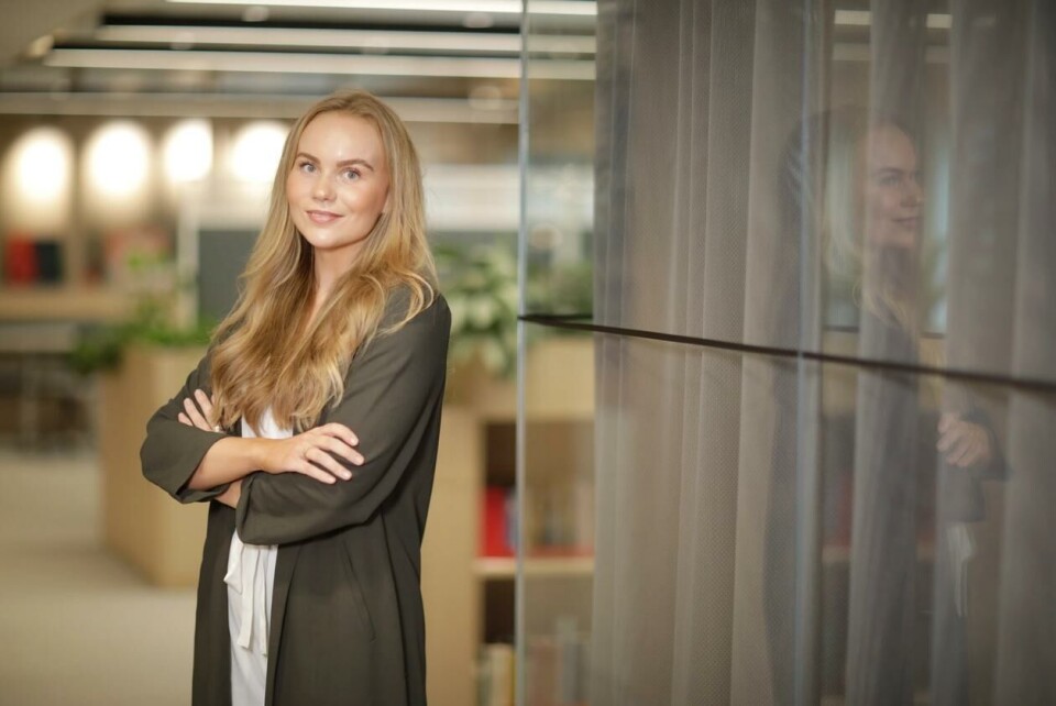 Jenny Oppegård Birkeland, kommunikasjonsrådgiver i If, opplyser at fire forsikringer hos dem vil være relevante ved vaksineskader eller covid-19-sykdom: Ufør, livsforsikring, kritisk sykdom og barneforsikring. Foto: If.