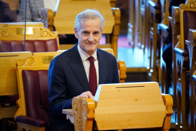 Statsminister Jonas Gahr Støre (Ap) under spørretimen på Stortinget 16. februar. Foto: Ole-Berg Rusten / NTB. hovedbilde