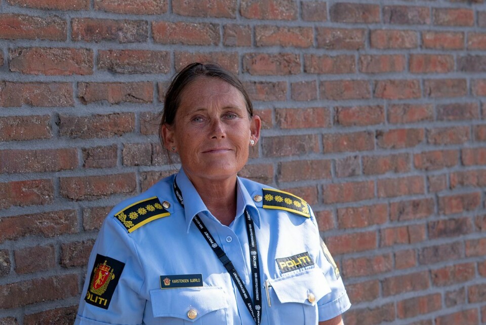 Nina Karstensen Bjørlo, leder av Felles enhet for forebygging i Sør-Øst politidistrikt, ber folk om å være varsomme med hva de sprer i sosiale medier. Foto: Politiet.