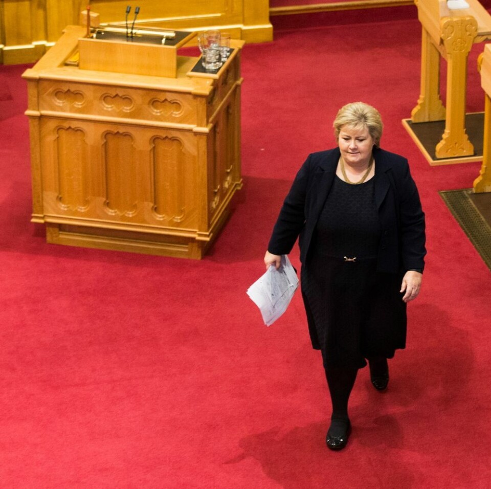 Statsbudsjettet fra Erna Solbergs regjering for 2017 ble behandlet i Stortinget, også biten om støtte til GAVI. Her sees Solberg selv under finansdebatten om budsjettet i desember 2016. (foto: Berit Roald / NTB) Statsbudsjettet fra Erna Solbergs regjering for 2017 ble behandlet i Stortinget, også biten om støtte til GAVI. Her sees Solberg selv under finansdebatten om budsjettet i desember 2016.