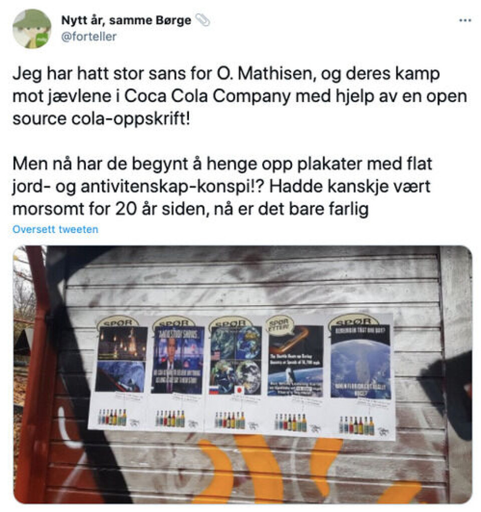 O. Mathisen har blitt knyttet til antivitenskapelige plakater. Daglig leder Jarle Hollerud avviser at selskapet har noe med plakatene å gjøre. Skjermbilde fra Twitter. O. Mathisen har blitt knyttet til antivitenskapelige plakater. Daglig leder Jarle Hollerud avviser at selskapet har noe med plakatene å gjøre.