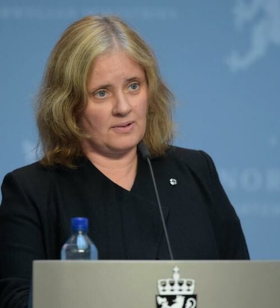 Overlege Siri Feruglio ved Folkehelseinstituttet oppklarer at covid-relaterte smittestoff ikke regnes som koronasmitte i statistikkene. (foto: Annika Byrde / NTB) Overlege Siri Feruglio ved Folkehelseinstituttet oppklarer at covid-relaterte smittestoff ikke regnes som koronasmitte i statistikkene.
