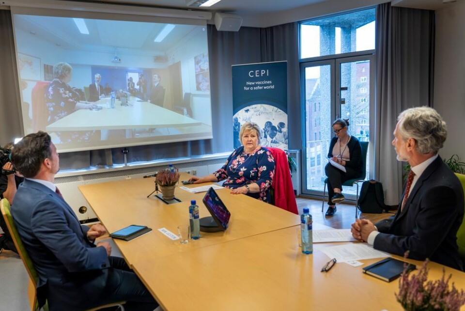 Statsminister Erna Solberg (H) og utviklingsminister Dag Inge Ulstein (KrF) i møte med CEPIs visedirektør Frederik Kristensen. Foto: Heiko Junge / NTB Scanpix Statsminister Erna Solberg (H) og utviklingsminister Dag Inge Ulstein (KrF) i møte med CEPIs visedirektør Frederik Kristensen.