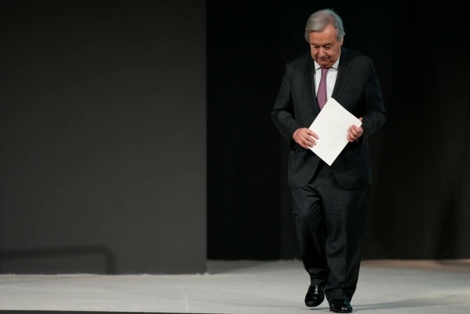 «Ingen land blir spart», sa FNs generalsekretær Antonio Guterres på klimatoppmøtet 12. november. Generalsekretæren la også til at han mener det er all grunn til å fortsatt ha håp om at vi klarer å snu klimaendringene. Foto: NTB / AP / Rafiq Maqbool