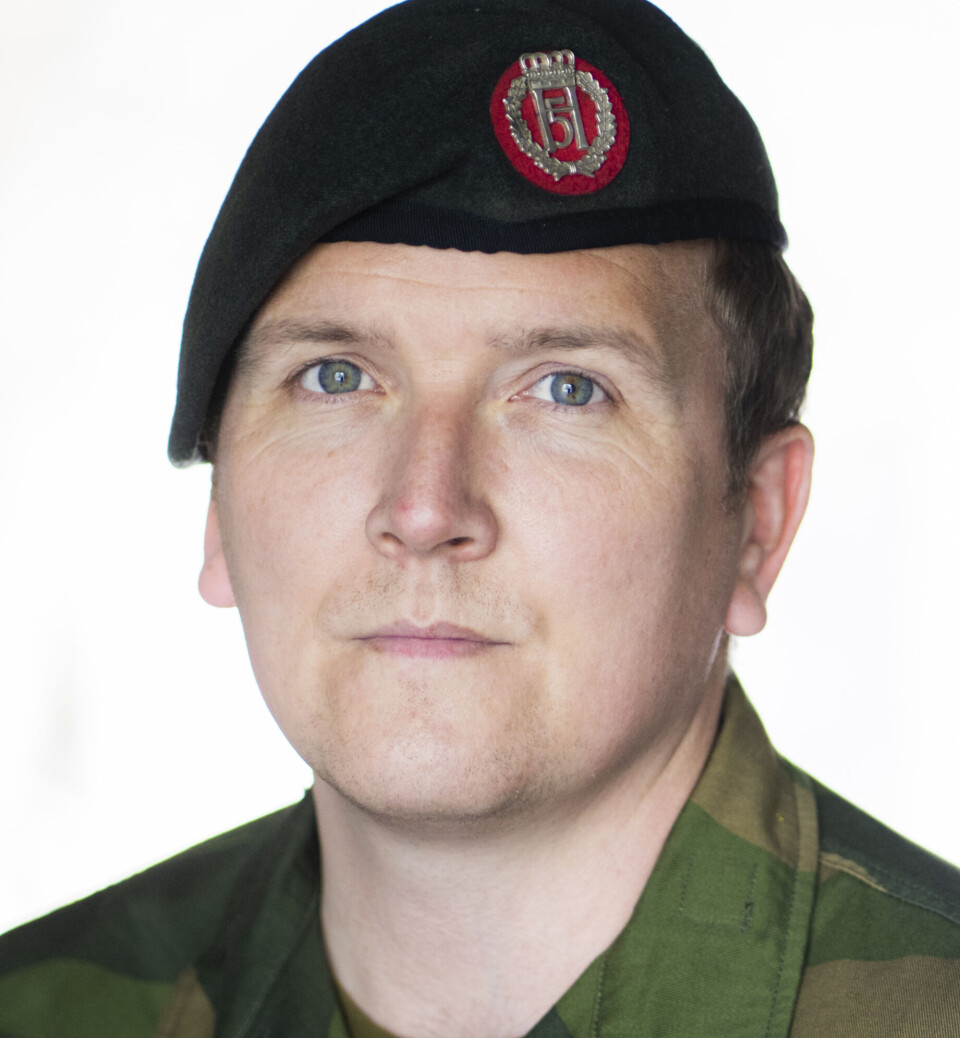 Aleksander Engborg Hage er pressetalsperson i Forsvaret. Han forteller at det pågår et arbeid for å forbedre prosessene rundt sikkerhetsklareringer.
