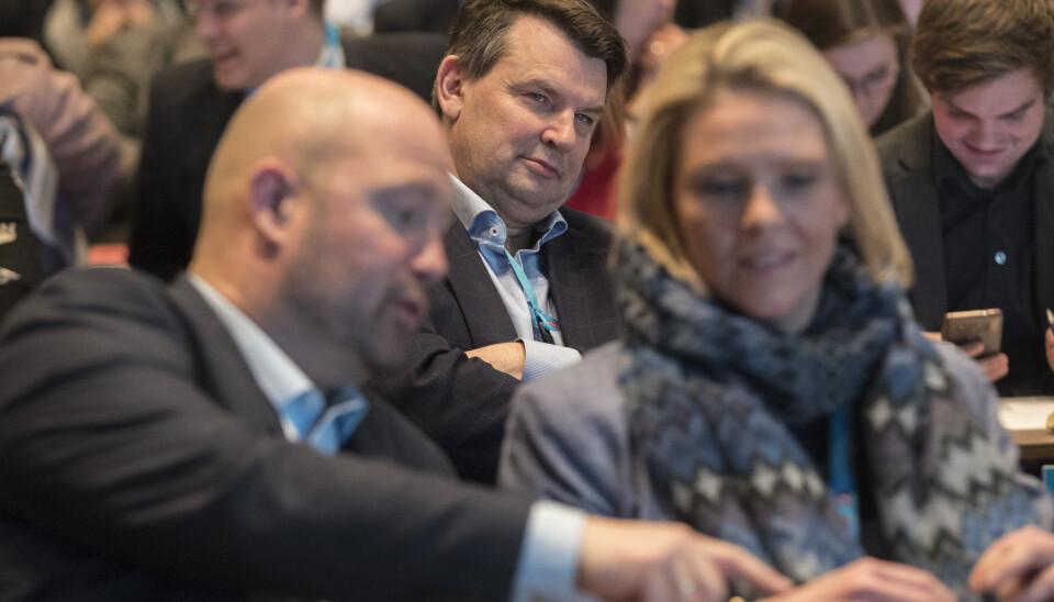 Tre av de sju nevnte Frp-statsrådene – Anundsen, Wara og Listhaug – på Frp-landsmøte i 2018.