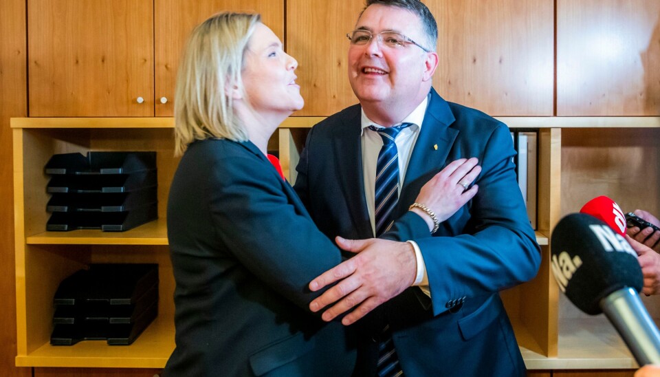 Først to måneder etter at brevet ble sendt tar Sylvi Listhaug over sjefskontoret ved Olje- og energidepartementet fra Kjell-Børge Freiberg.